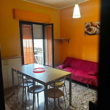 La Dea Del Mare Apartment Шила Екстериор снимка