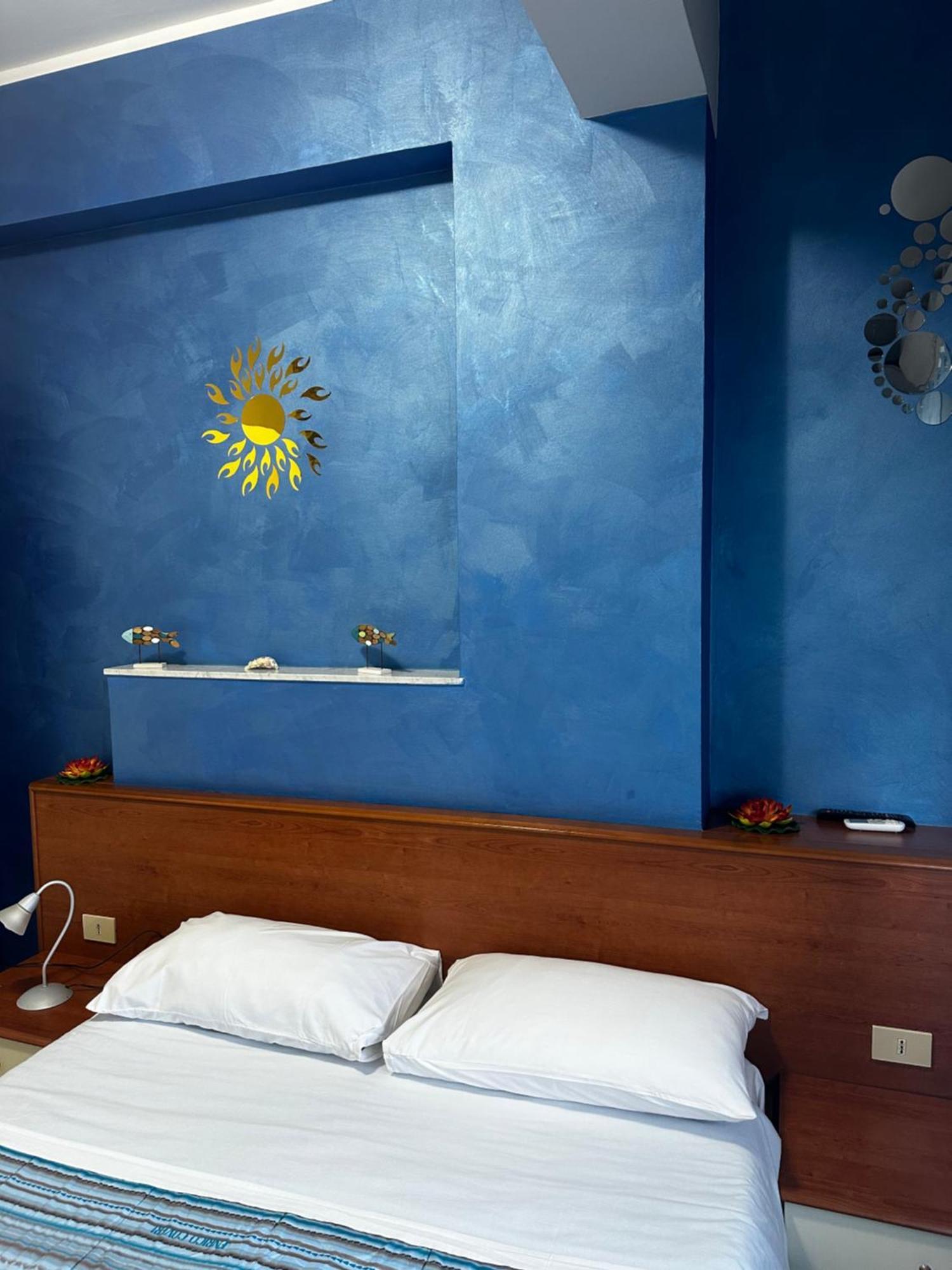 La Dea Del Mare Apartment Шила Екстериор снимка