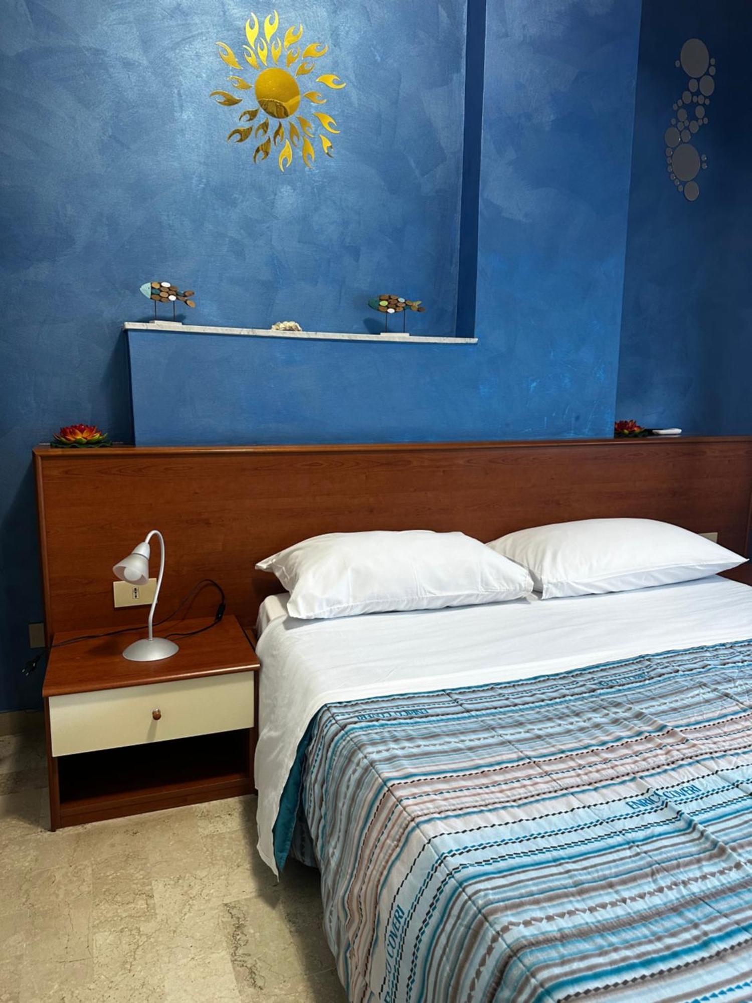 La Dea Del Mare Apartment Шила Екстериор снимка