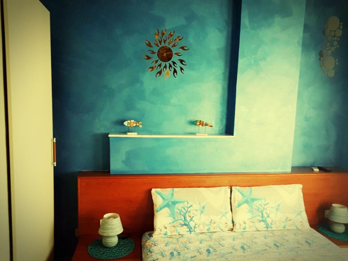 La Dea Del Mare Apartment Шила Екстериор снимка